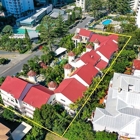 Coco Bella Retreat in Central Surfers - sleeps 6-8 Gold Coast Esterno foto