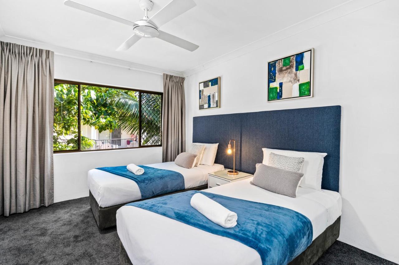 Coco Bella Retreat in Central Surfers - sleeps 6-8 Gold Coast Esterno foto