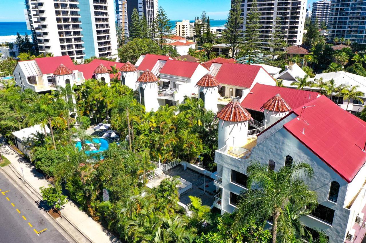 Coco Bella Retreat in Central Surfers - sleeps 6-8 Gold Coast Esterno foto
